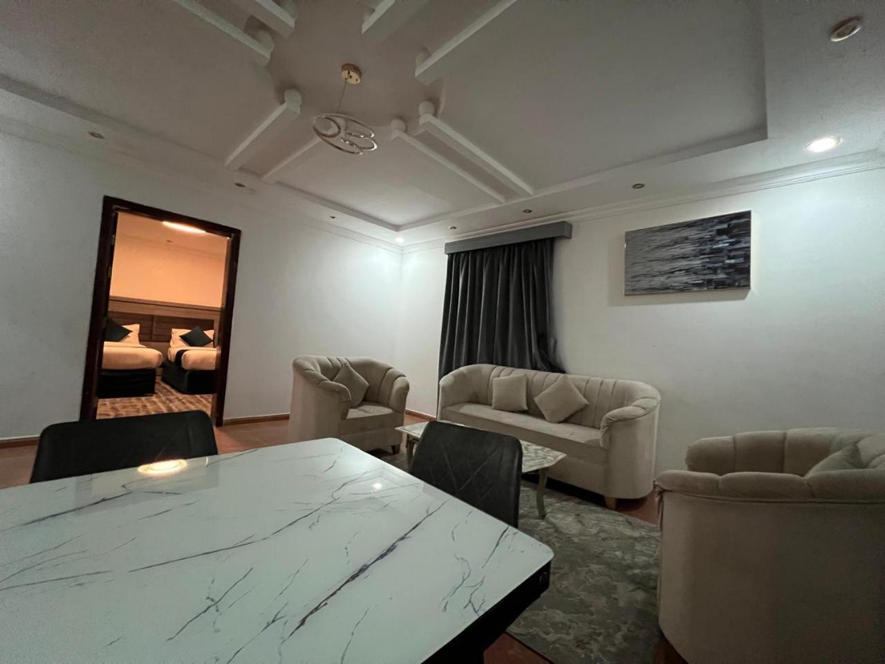 شقة سوبيريور غرفة نوم واحدة وصالة Superior One Bedroom With Lounge *